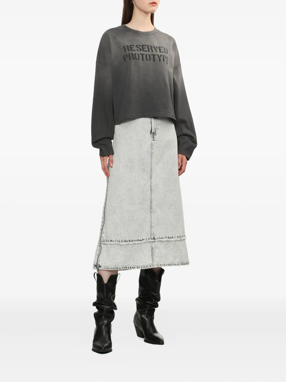 Izzue Lettering-print Sweatshirt In Gray
