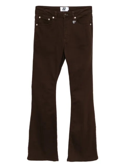 izzue heart patch jeans