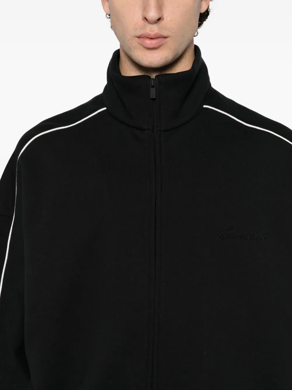 FEAR OF GOD ESSENTIALS Jack met geborduurd logo Zwart