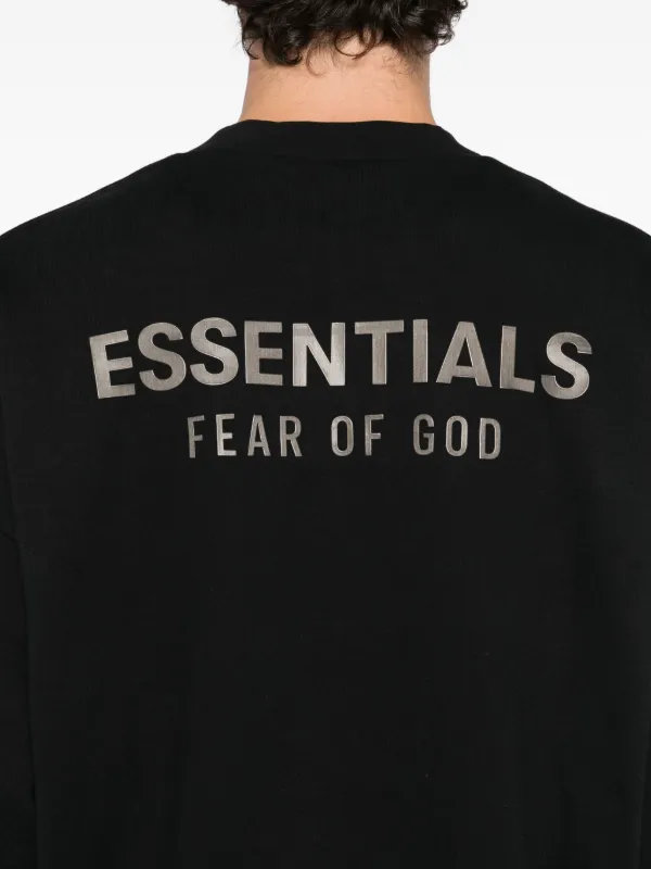 FEAR OF GOD ESSENTIALS ロゴエンボス スウェットシャツ | ブラック