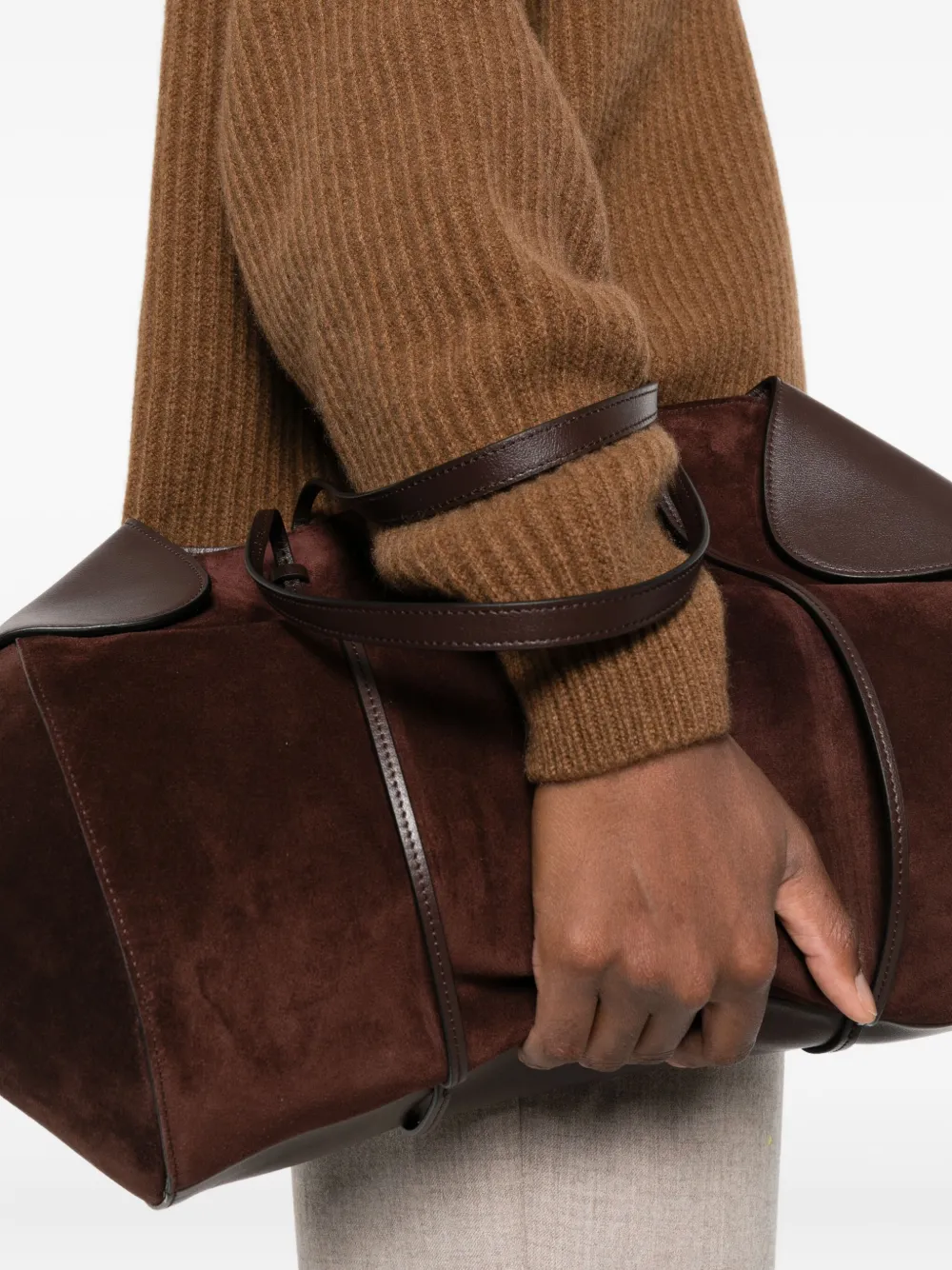 Dušan Ribbed Crew-neck Sweater In Brown