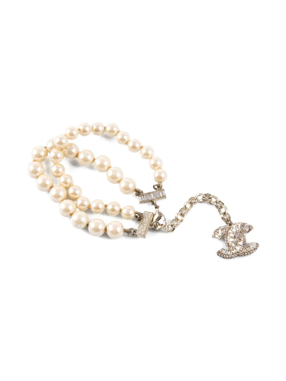 Pre-owned Chanel 2000s Faux-pearl Interlocking-logo Bracelet In Silver