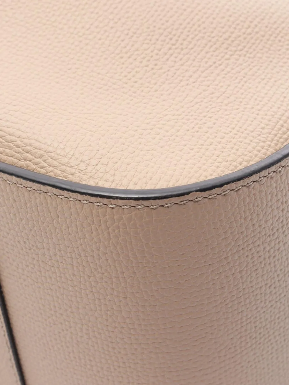 Loewe Pre-Owned 2021 Small Grained Calfskin Hammock Bag satchel | Pre-Owned | Image 2
