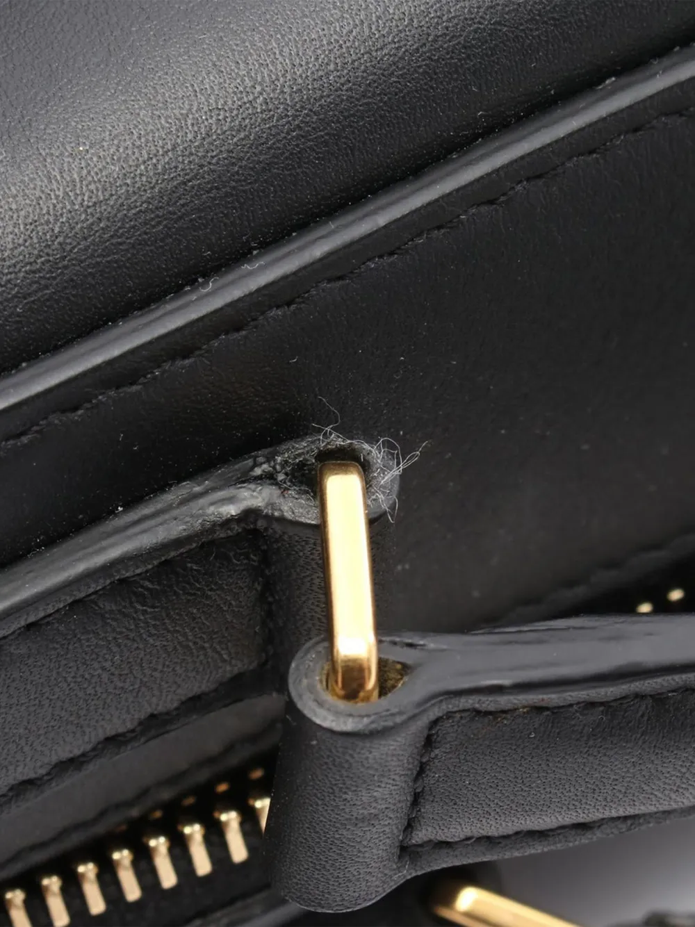 Celine Pre-Owned 2000-2025 Small Smooth Calfskin Ring handbag | Pre-Owned | Image 2