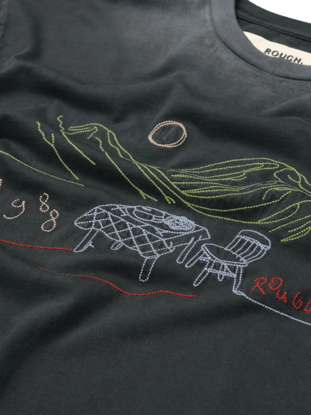 ROUGH. T-shirt met geborduurd logo Zwart