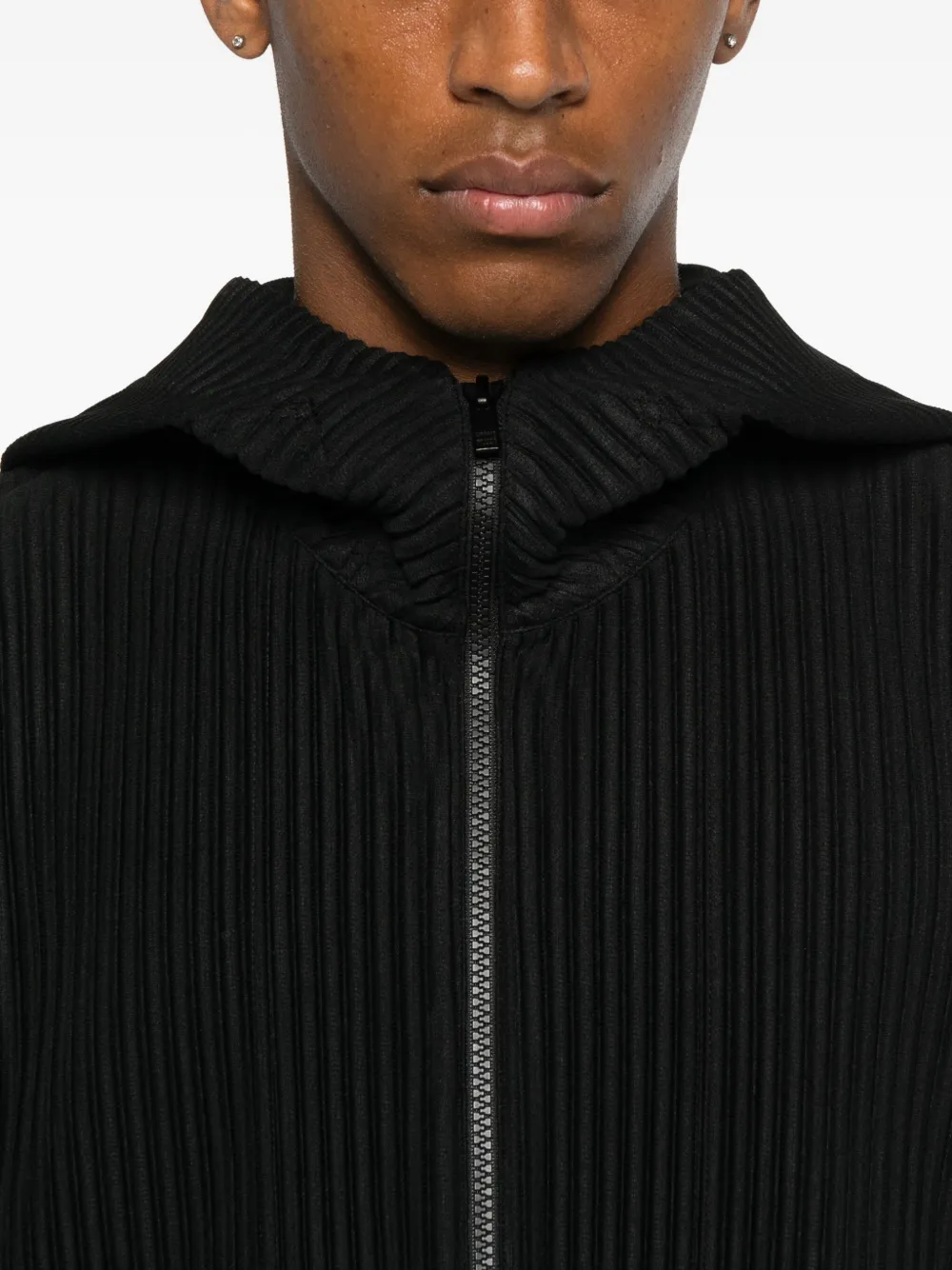 Homme Plissé Issey Miyake Geplooide bodywarmer met capuchon Zwart