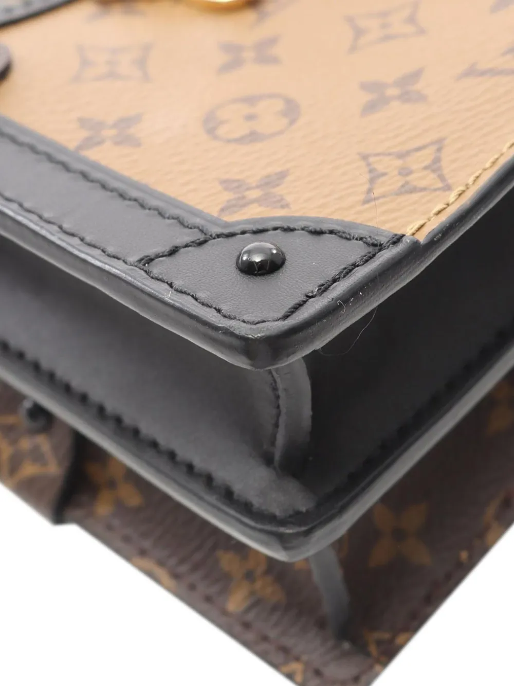 Louis Vuitton Pre-Owned 2021-2025 Monogram Reverse Trunk Clutch crossbody bag | Pre-Owned | Image 2