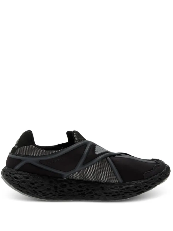 Adidas Zponge Flux クロスストラップ スニーカー | ブラック