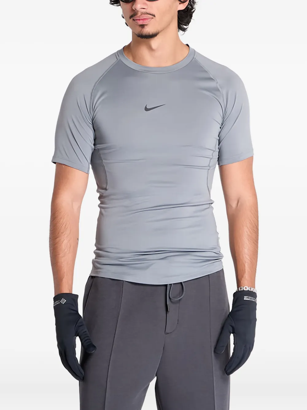 Nike Performance T-shirt met korte mouwen Grijs