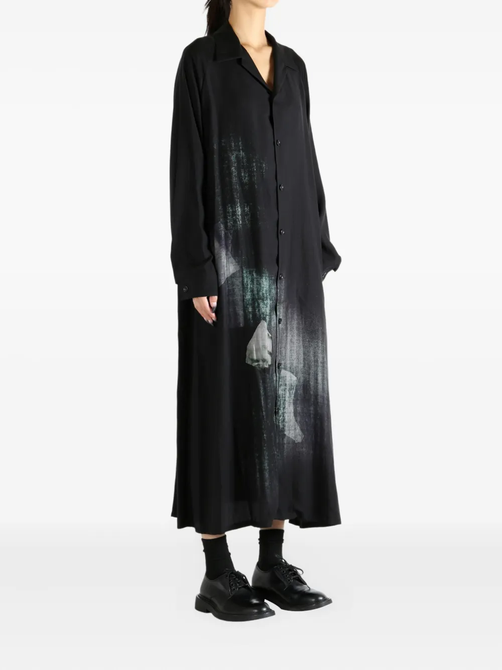 Y's abstract-print midi shirt dress Zwart