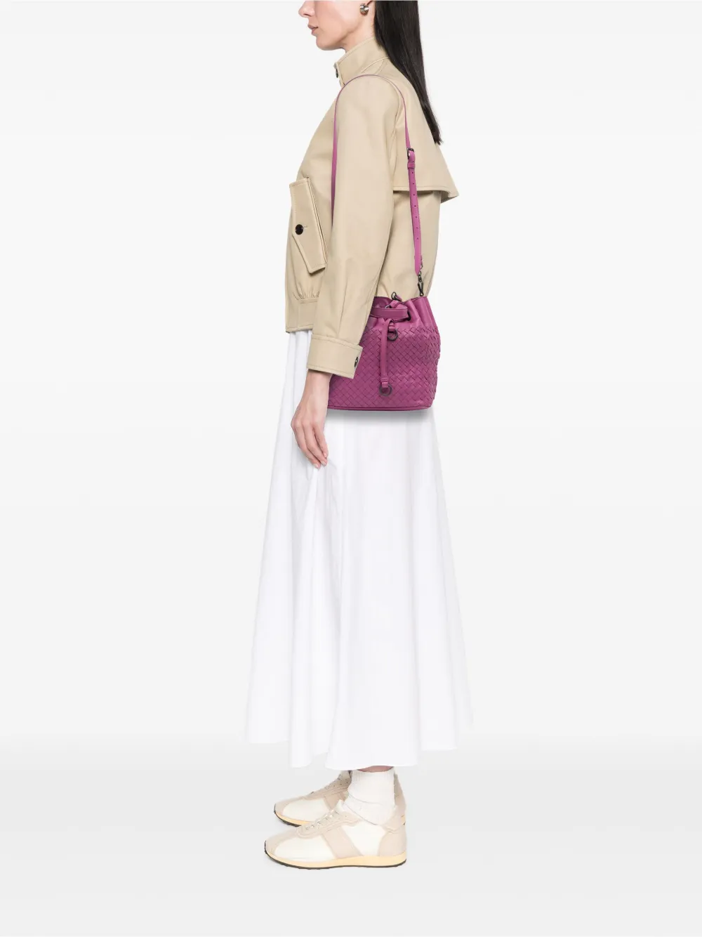 Bottega Veneta Pre-Owned 2012-2025 Nappa Intrecciato bucket bag | Pre-Owned | Image 2