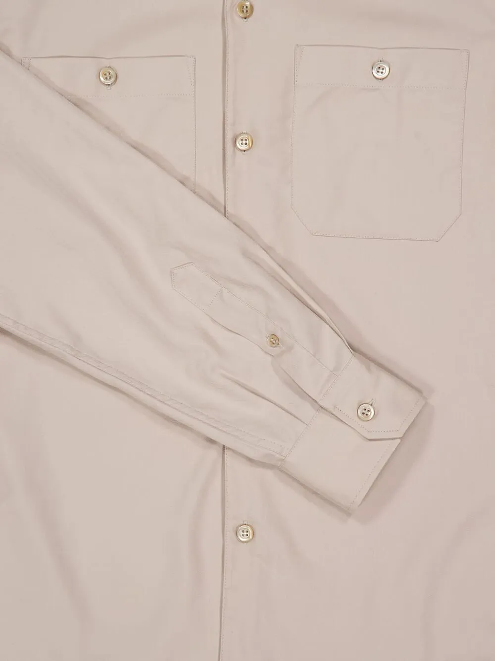 Brunello Cucinelli Overhemd met twee zakken en knoop Beige