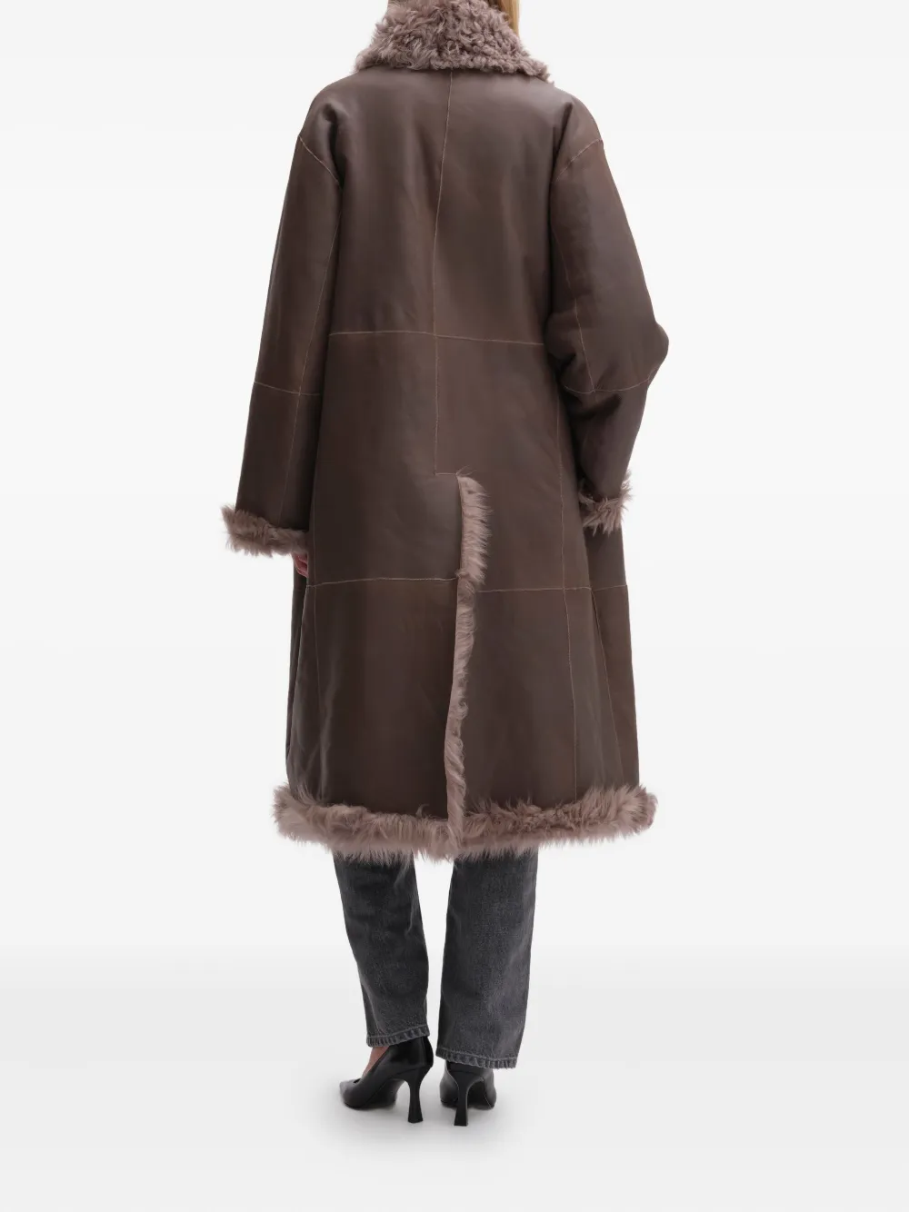 REMAIN Lammy coat Bruin