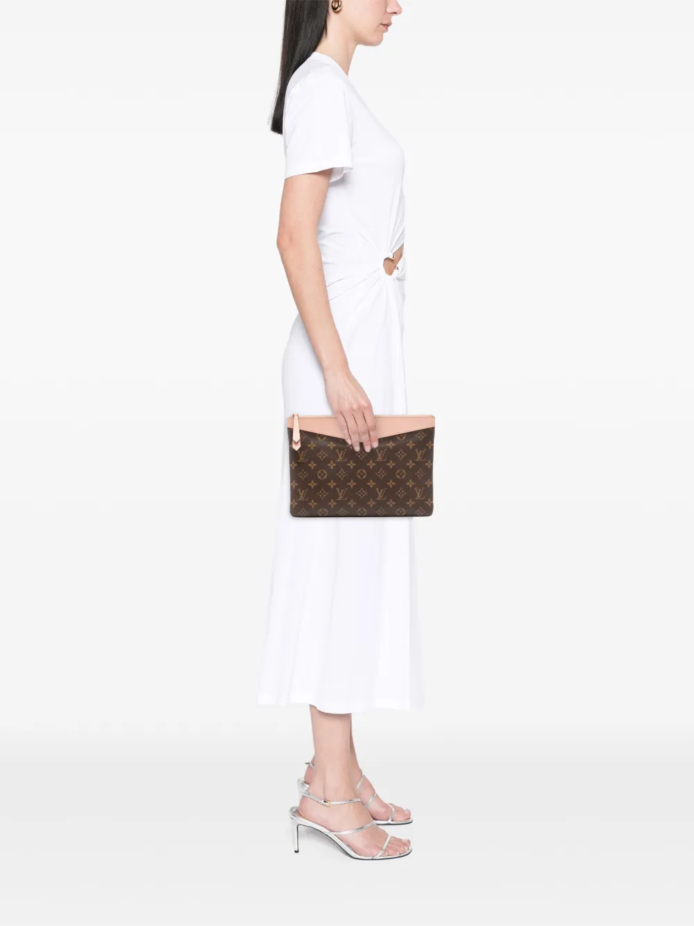 Louis Vuitton Pre-Owned 2019 Monogram Daily Pouch clutch bag | Pre-Owned | Image 2