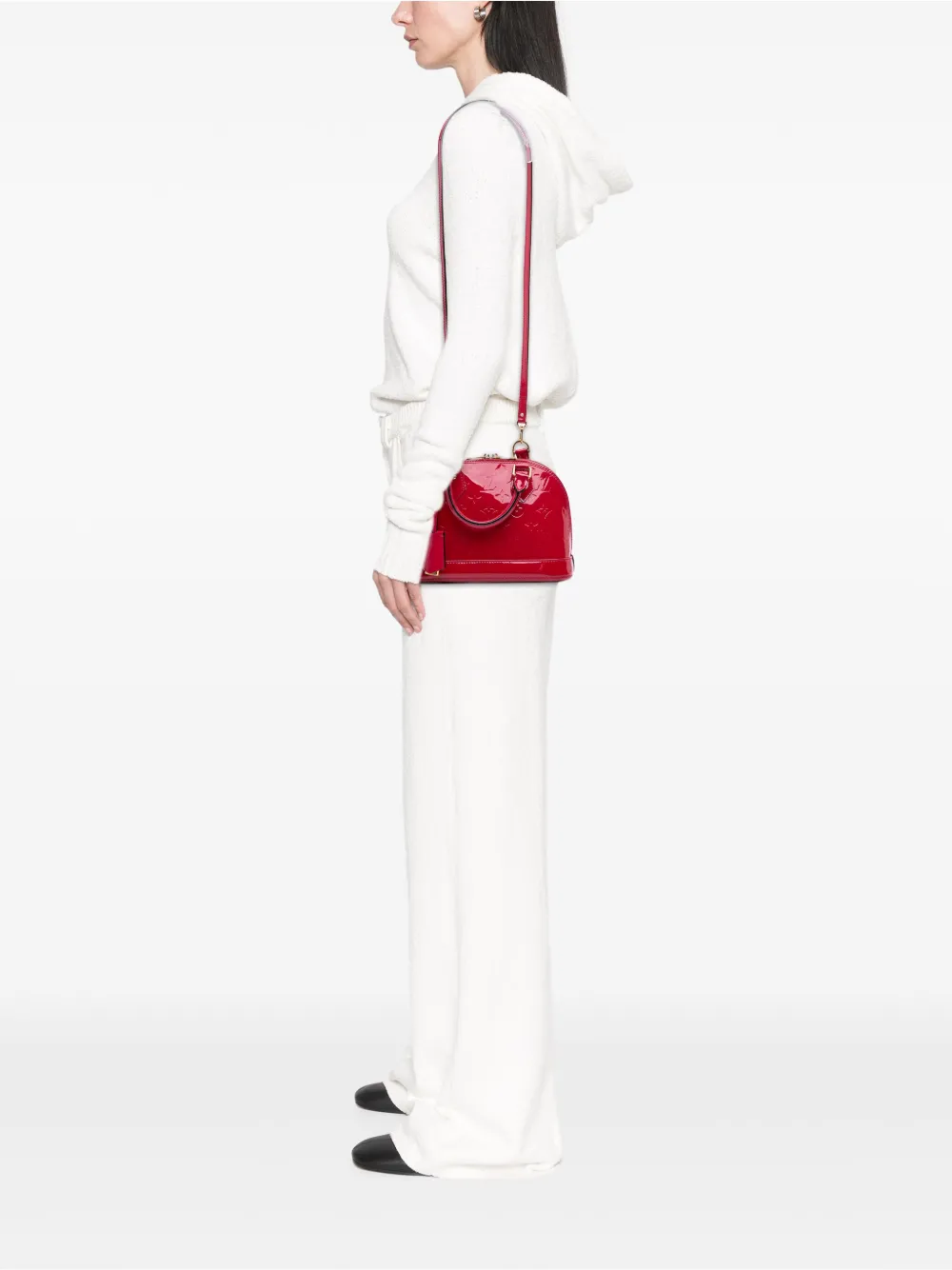 Pre-owned Louis Vuitton 2013 Monogram Vernis Alma Bb Satchel In Red