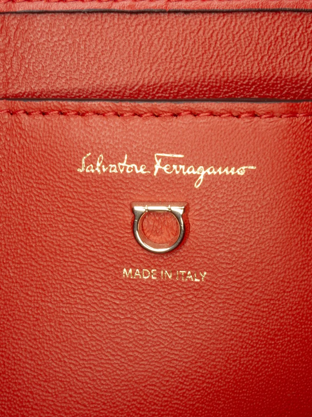 Pre-owned Ferragamo 2000-2025 Printed Leather Trifolio Shoulder Bag In Red