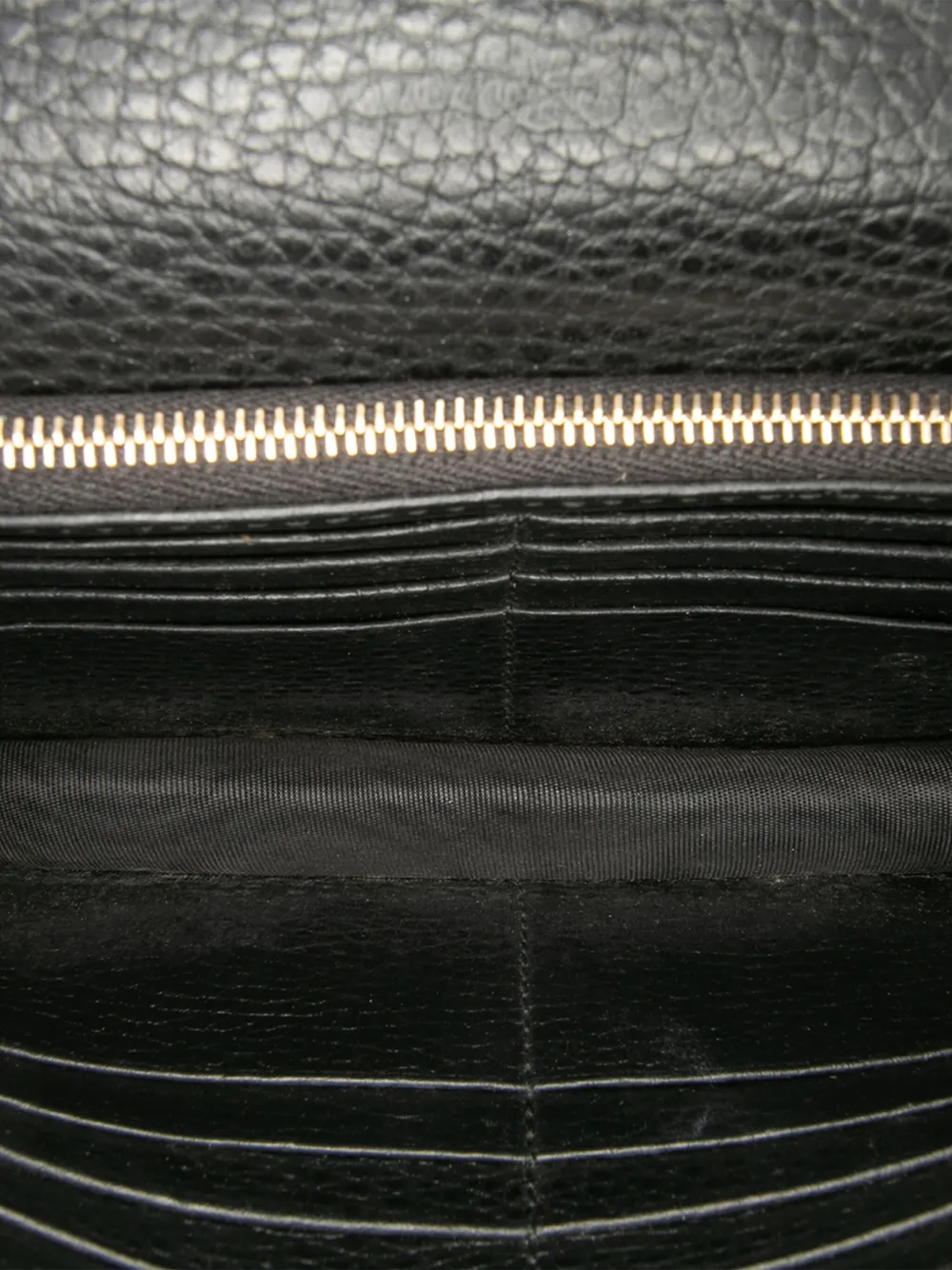 Pre-owned Gucci 2000-2015 Leather Interlocking G Dollar Wallet On Chain Crossbody Bag In Black