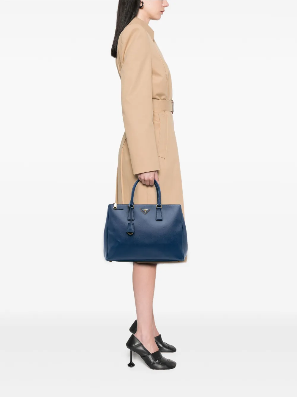 Prada Pre-Owned 2000-2025 Large Saffiano Lux Galleria Double Zip tote bag | Pre-Owned | Image 2