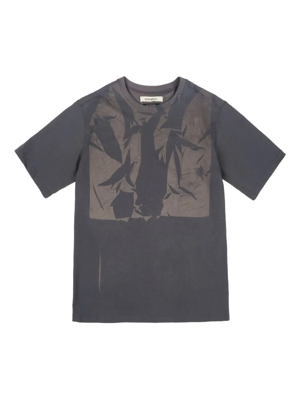 JiyongKim playera con motivo gráfico | gris | Image 1