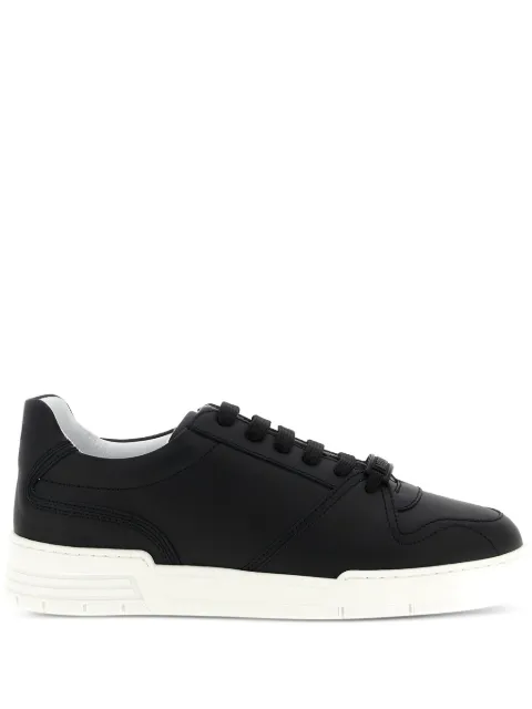Moschino logo-plaque sneakers