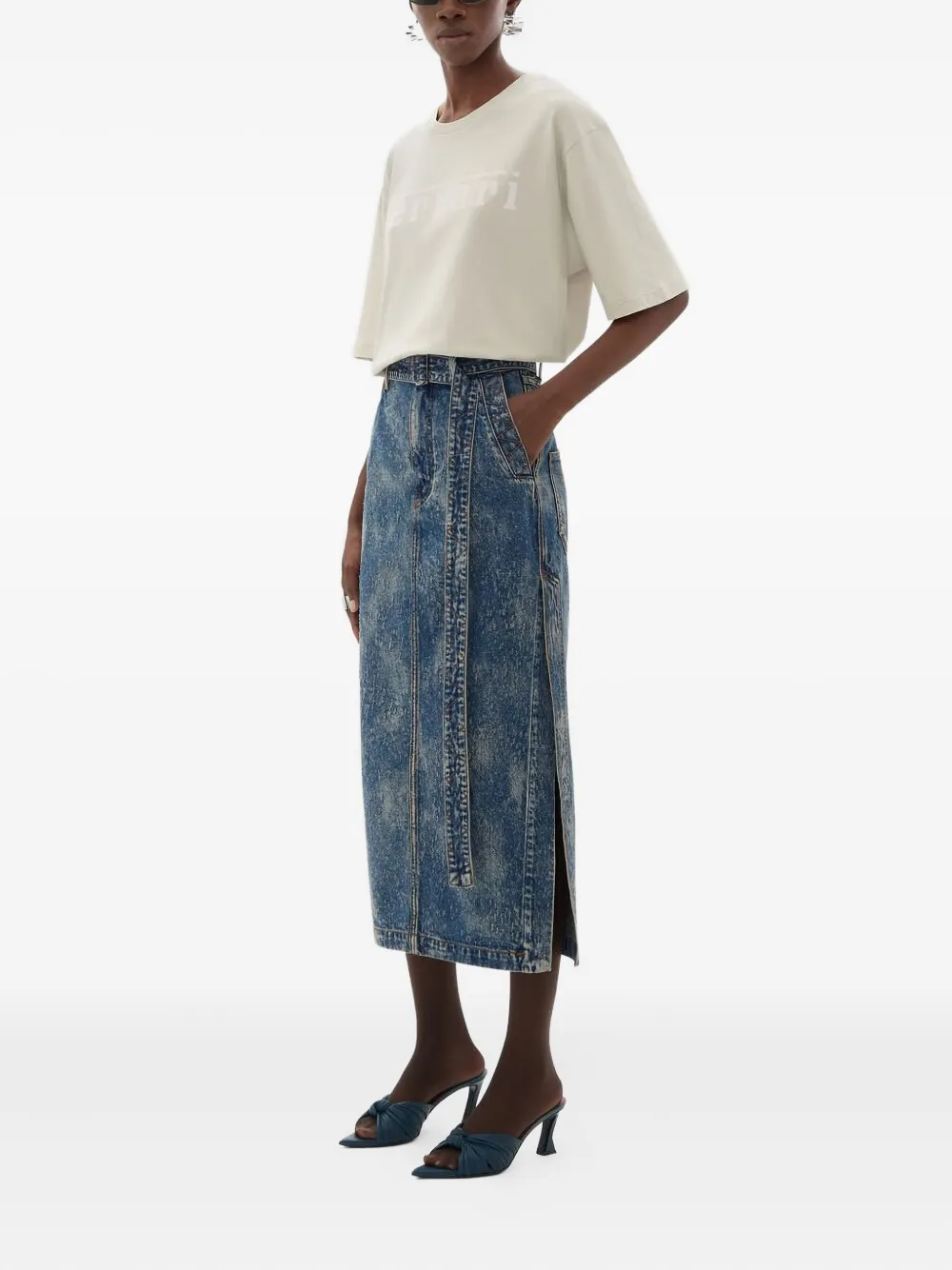 Ferrari Logo-print T-shirt In Neutral