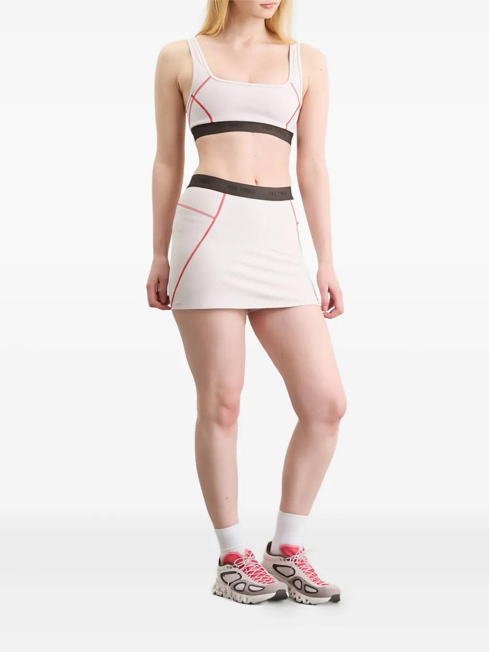 On Running Sport-bh met vierkante hals - Roze