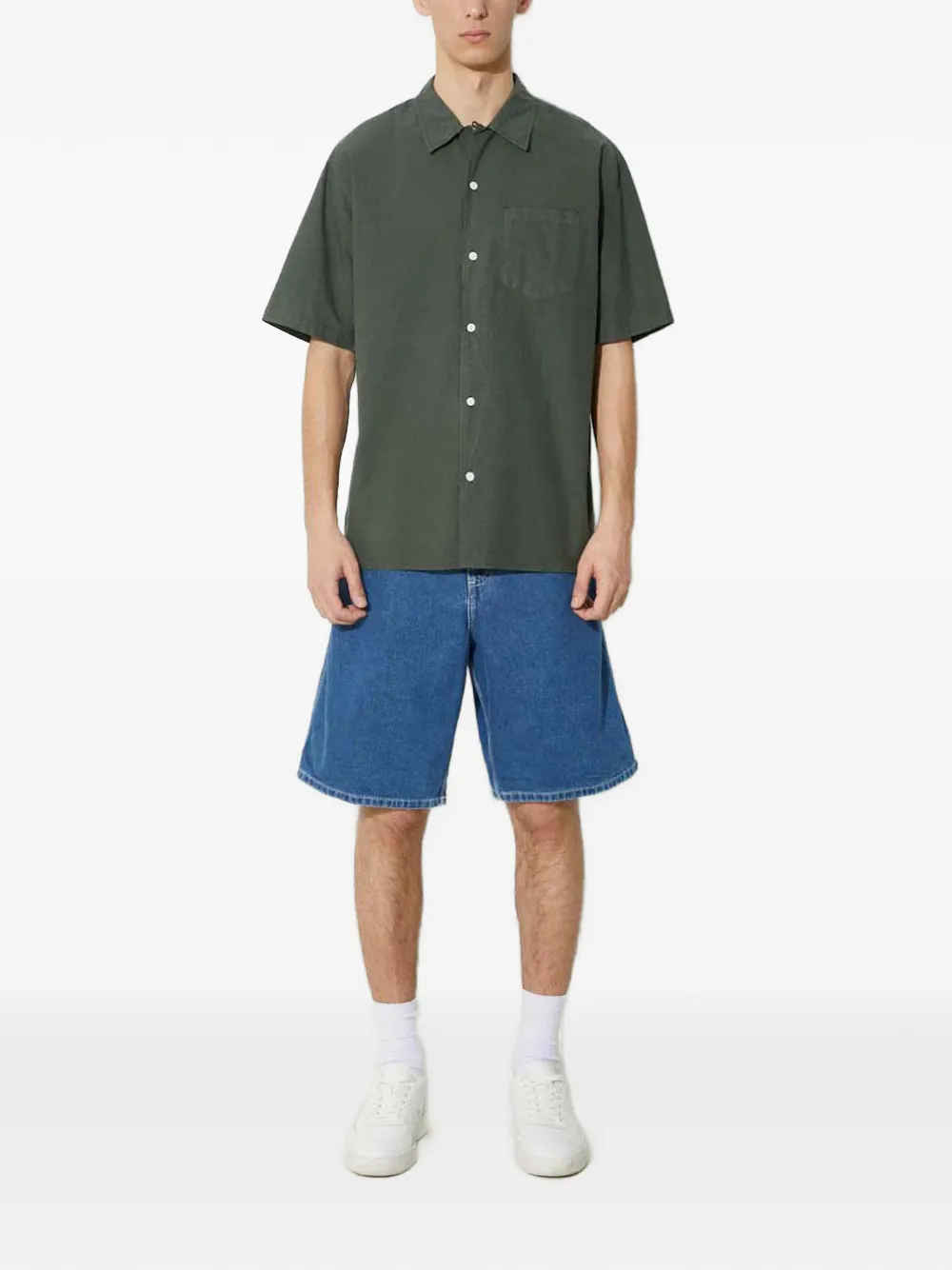 Carhartt WIP logo-patch shorts | Denim Shorts | Image 2