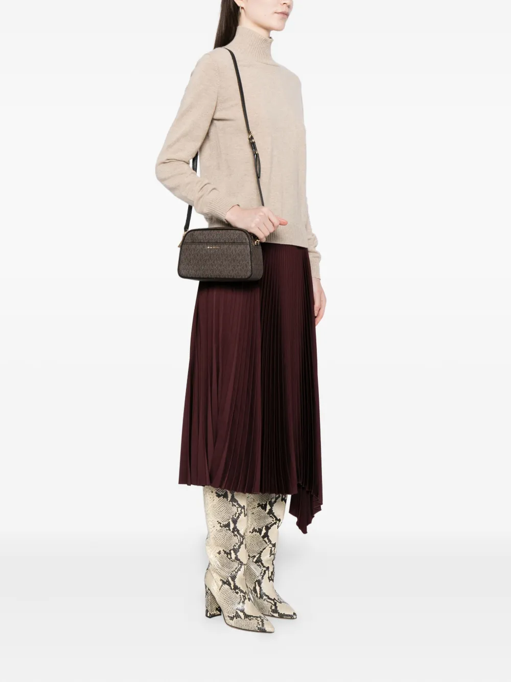 Michael Kors Small Jet Set Crossbody Bag In Brown