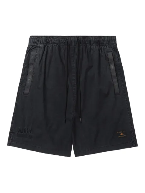 Alpha Industries logo-patch shorts