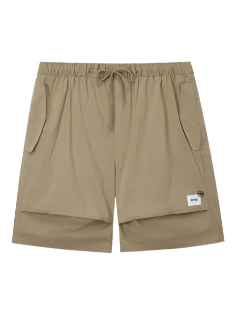 Alpha Industries logo-patch shorts
