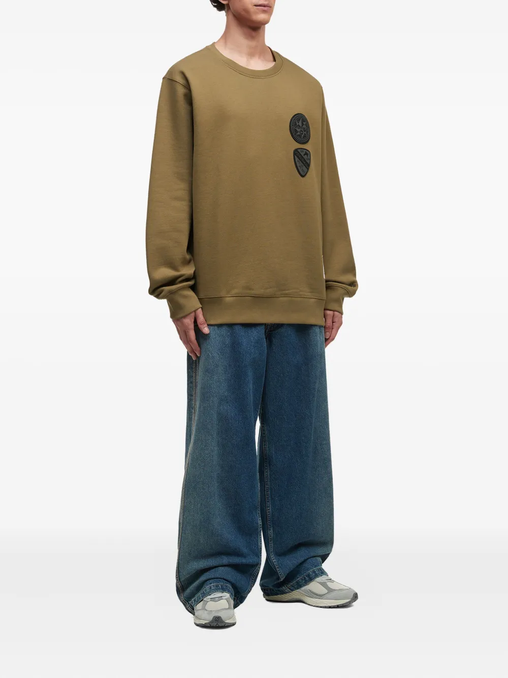 Alpha Industries patch-pocket crew-neck sweatshirt | Sweatshirts | Image 2