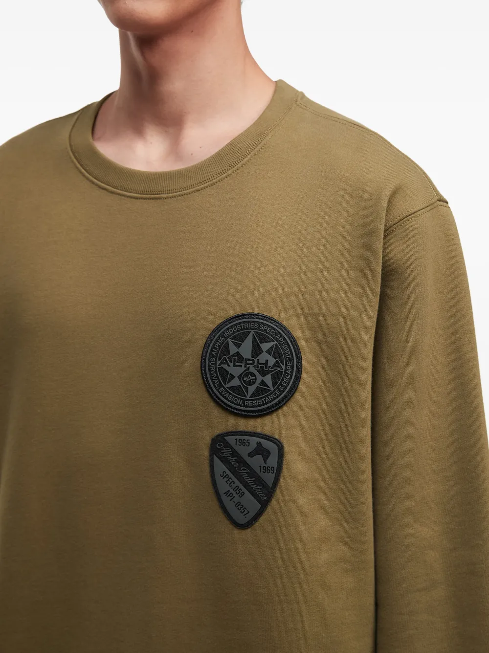 Alpha Industries Patch-pocket Crew-neck Sweatshirt In Green