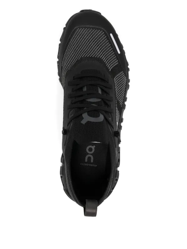 On Cloud 6 Versa スニーカー | ブラック | FARFETCH JP