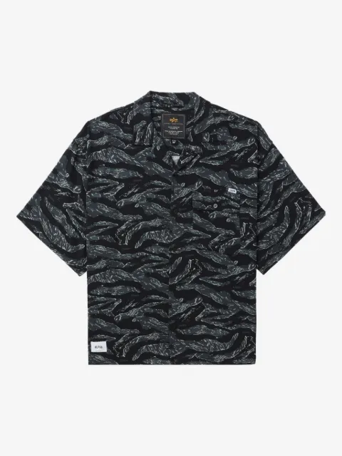 Alpha Industries graphic-pattern short-sleeve shirt