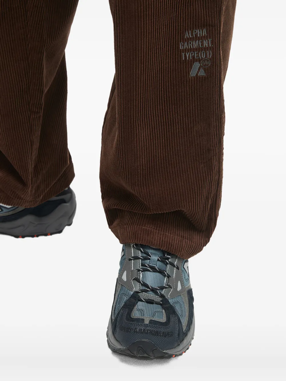 Alpha Industries Ribfluwelen plooibroek Bruin