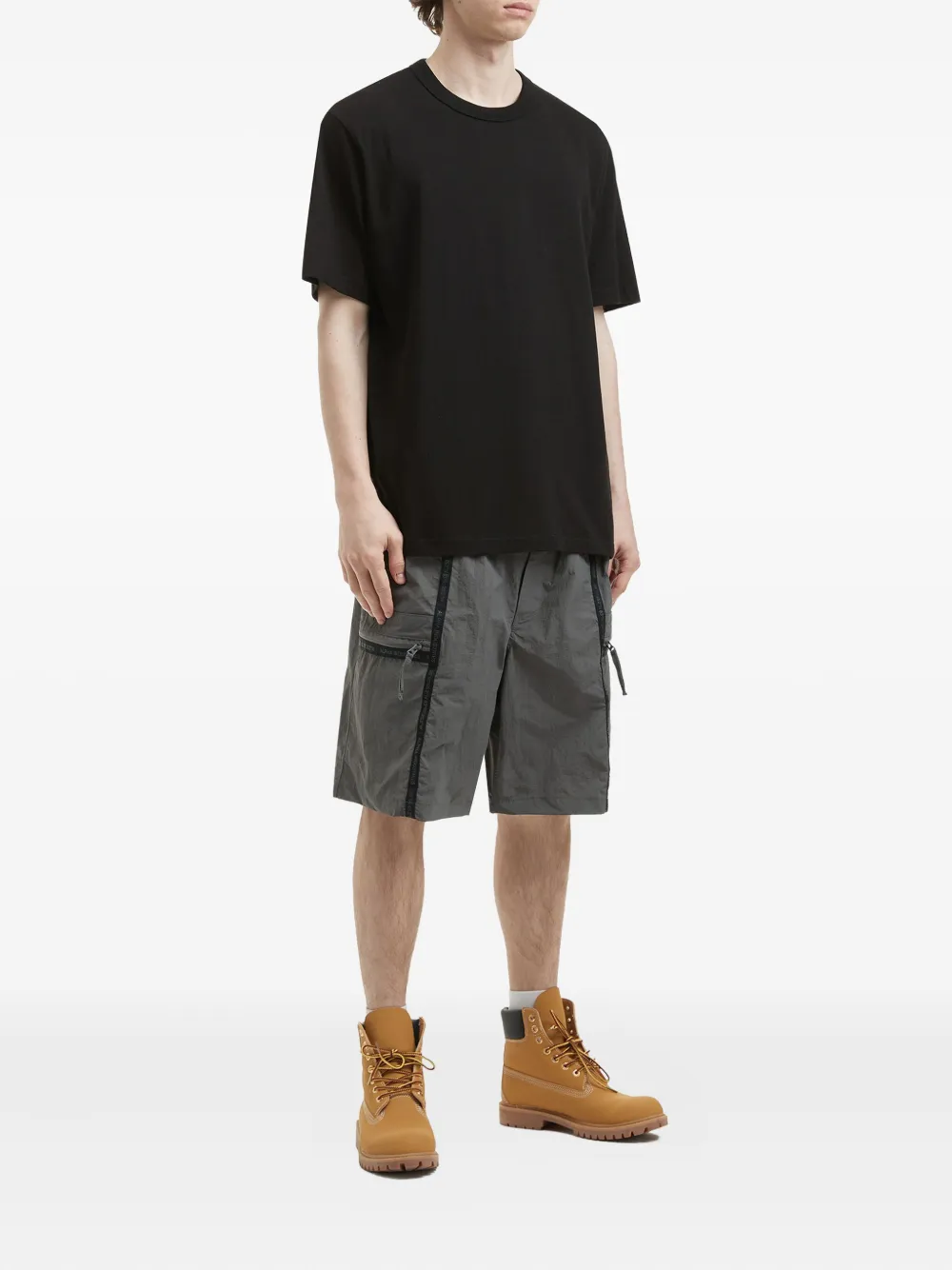 Alpha Industries logo-tape cargo-pockets shorts | Bermuda Shorts | Image 2