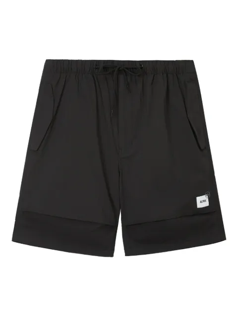 Alpha Industries shorts con bolsillos laterales