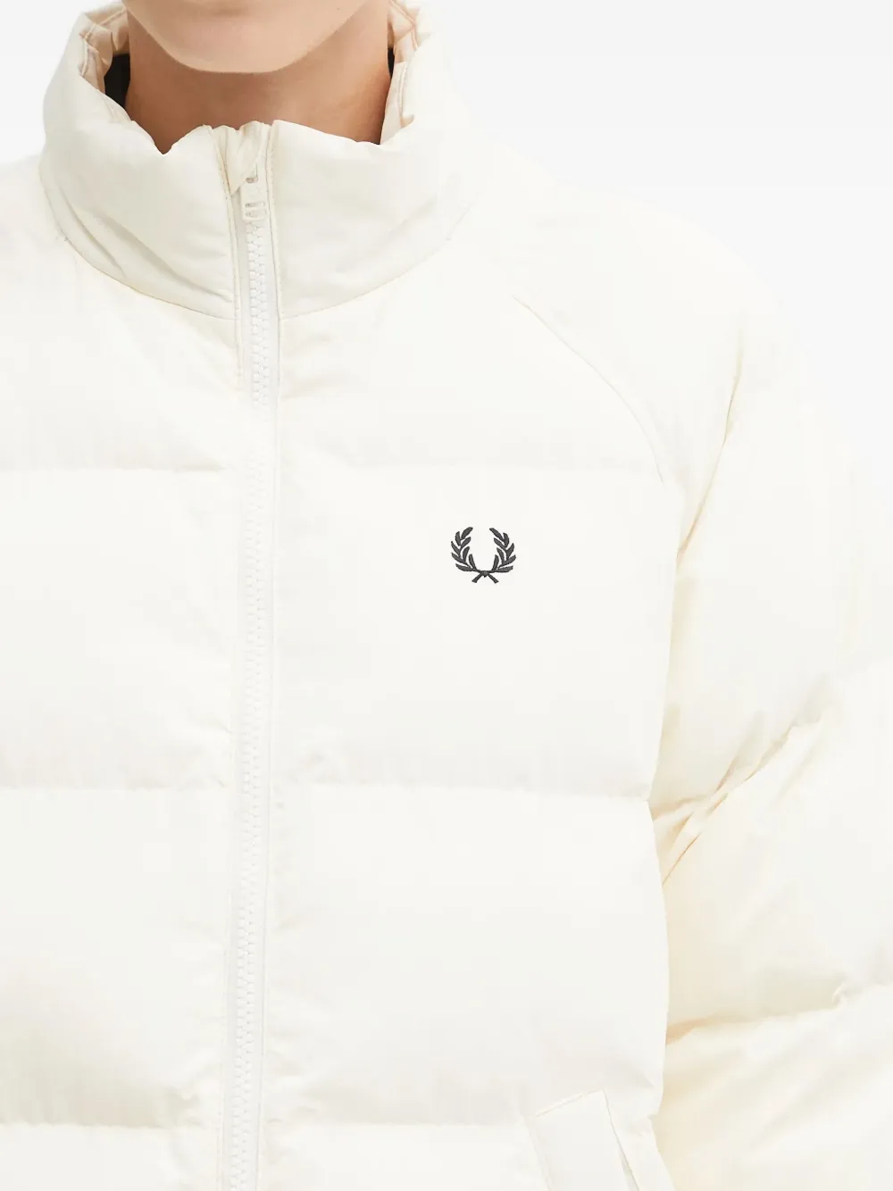 Fred Perry Logo-embroidered Puffer Jacket In White