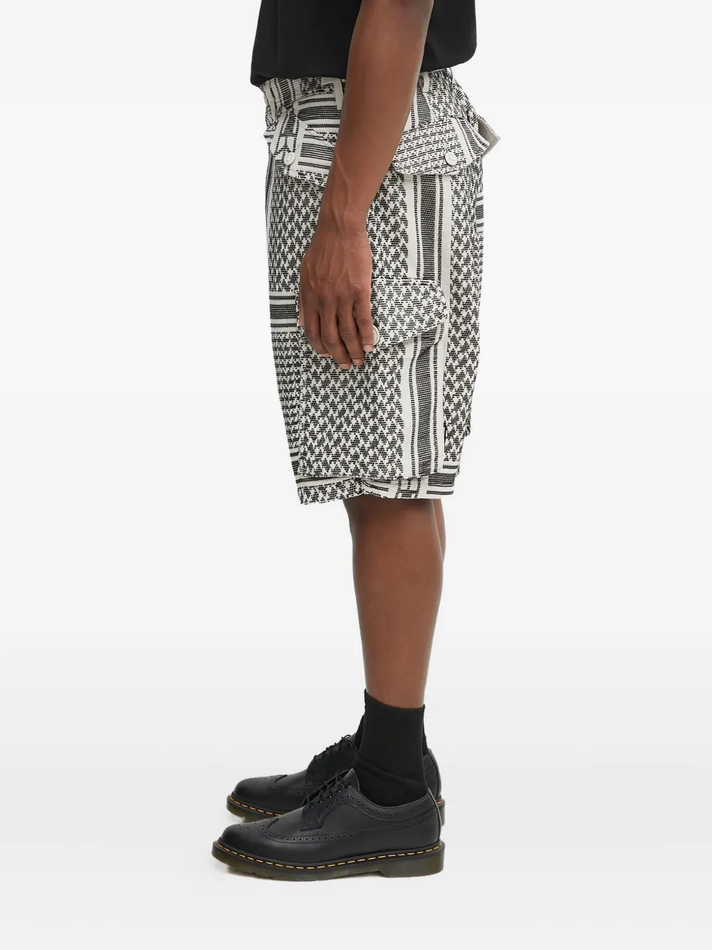 Neighborhood patterned cargo shorts | Cargo Shorts | Image 2
