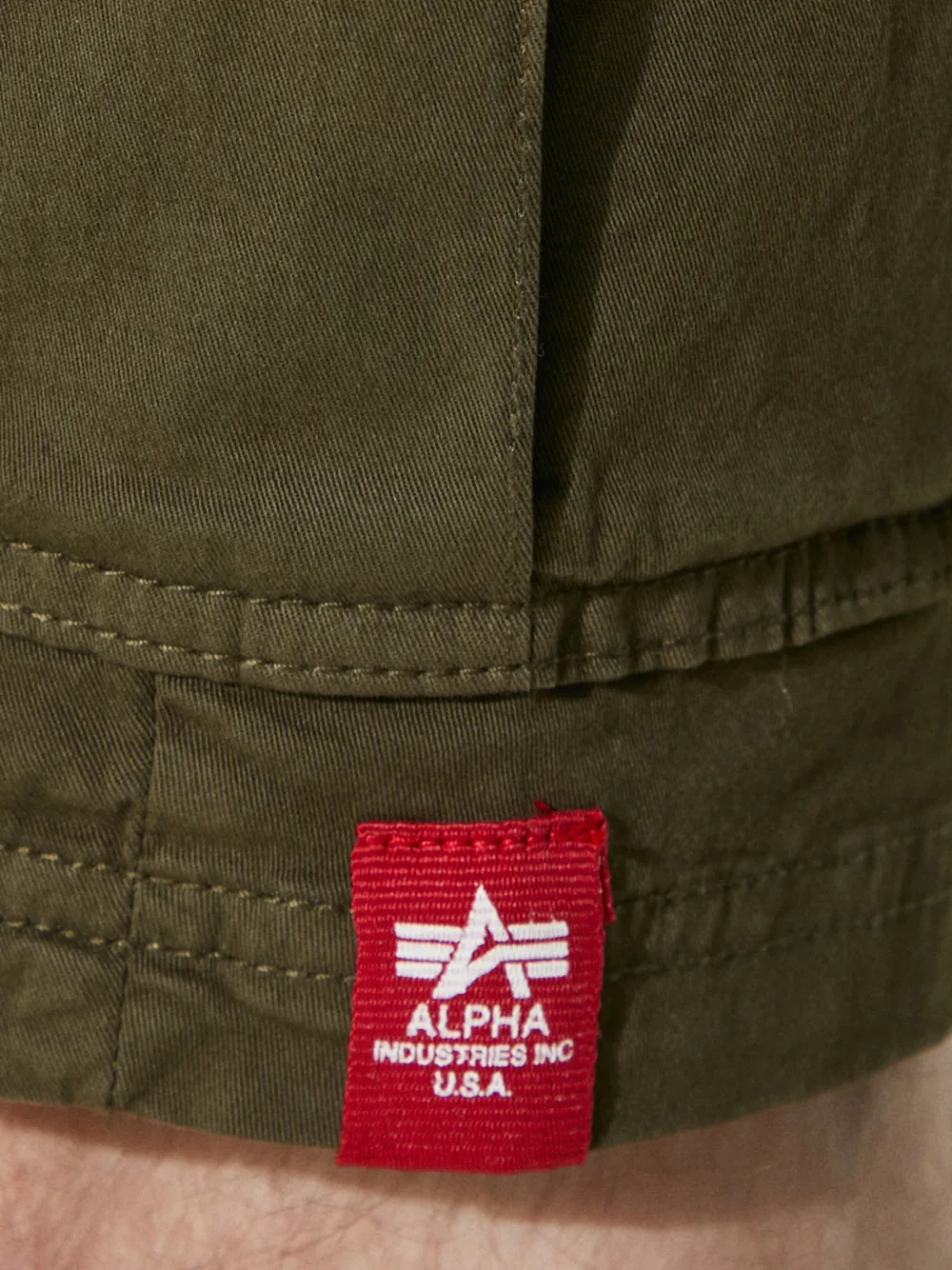 Alpha Industries Airman shorts met cargo zak Groen