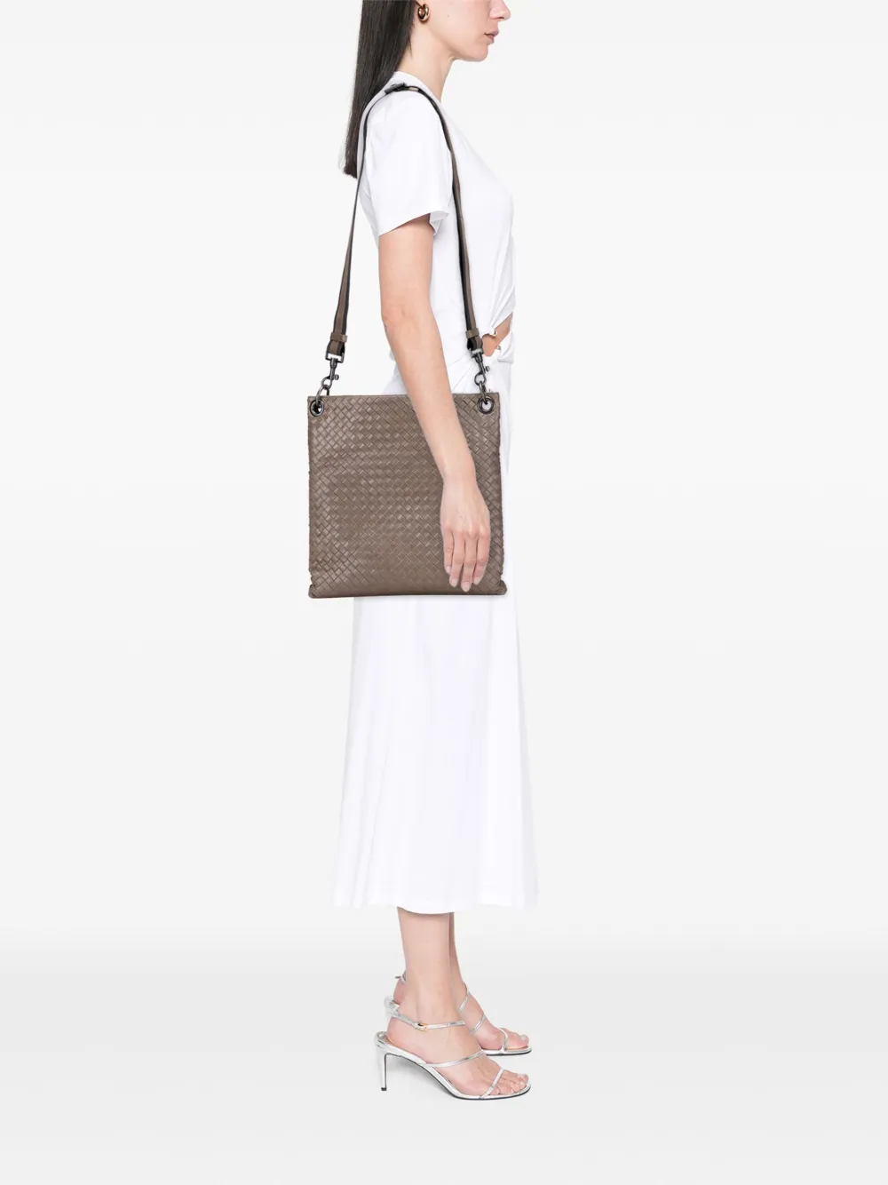 Bottega Veneta Pre-Owned 2009 Nappa Intrecciato VN crossbody bag | Pre-Owned | Image 2
