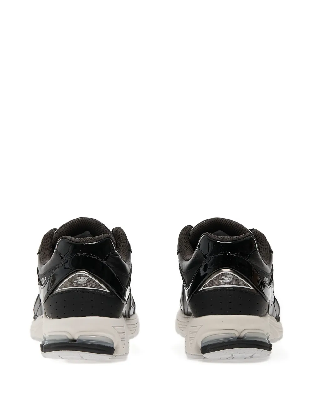 New Balance 2002R leather sneakers Black