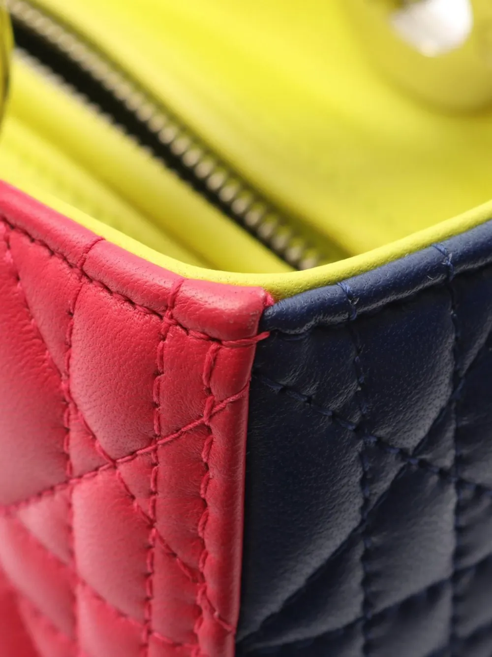 Christian Dior Pre-Owned 2000-2025 Medium Tricolor Lambskin Cannage Lady Dior satchel | Pre-Owned | Image 2