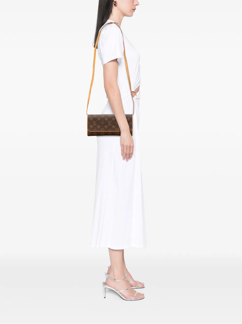Louis Vuitton Pre-Owned 2001 Monogram Pochette Twin GM crossbody bag | Pre-Owned | Image 2
