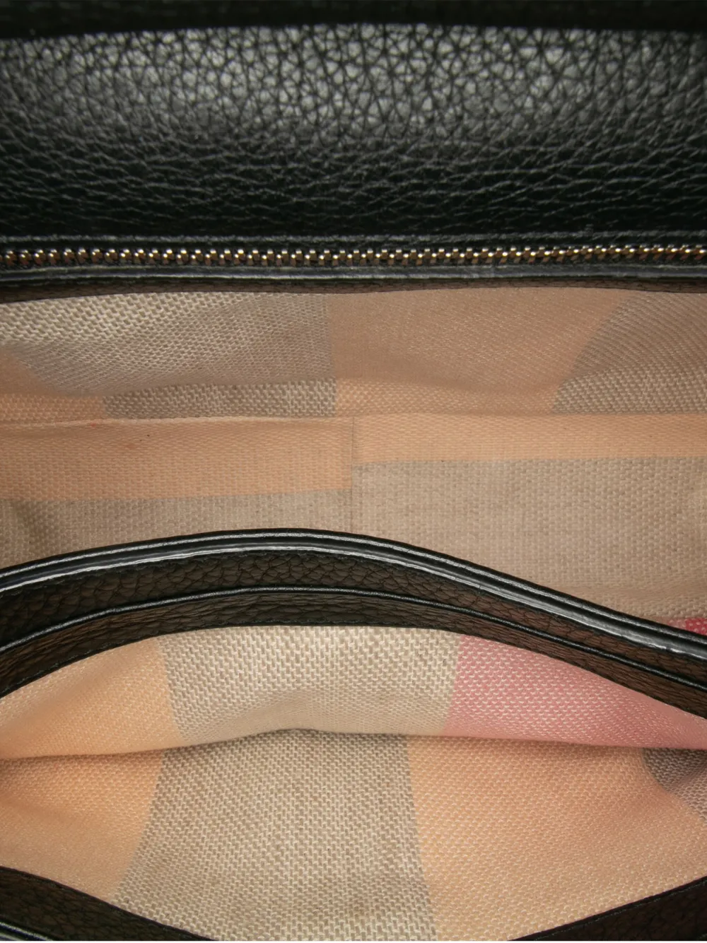 Pre-owned Gucci 2016-2025 Medium Leather Bamboo Daily Crossbody Bag In Black
