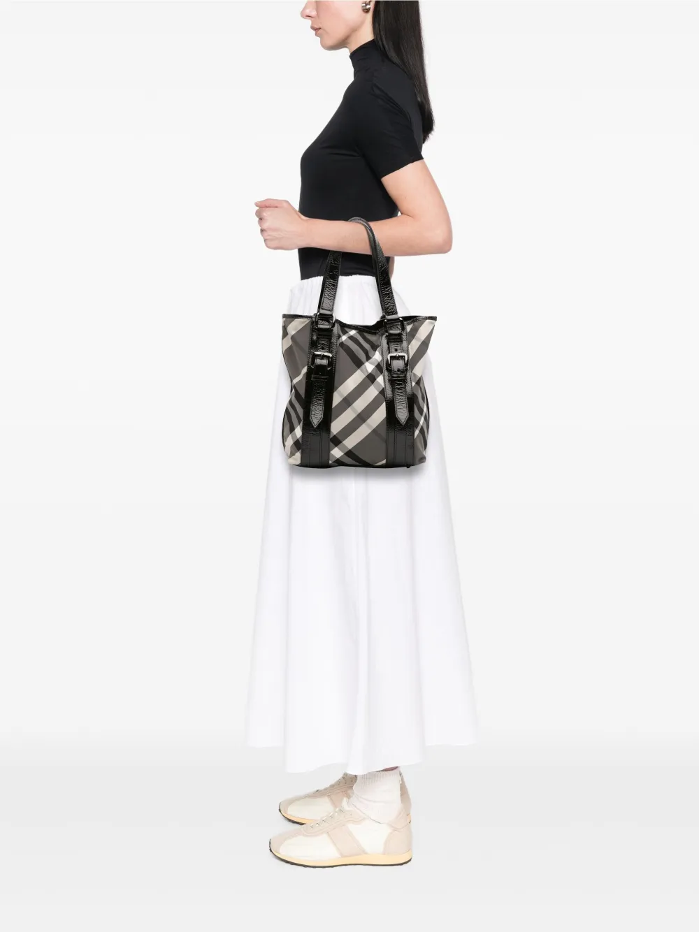 Burberry Pre-Owned 2000-2017 Small Beat Check Nylon Victoria tote bag | Pre-Owned | Image 2