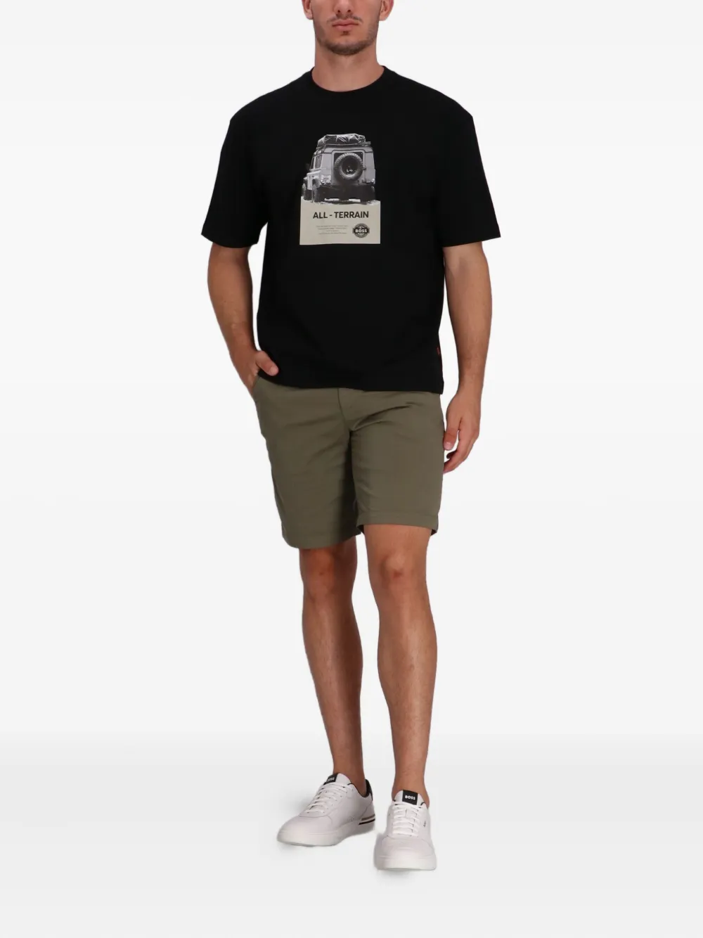 BOSS playera con vehículo estampado | Playeras | Image 2