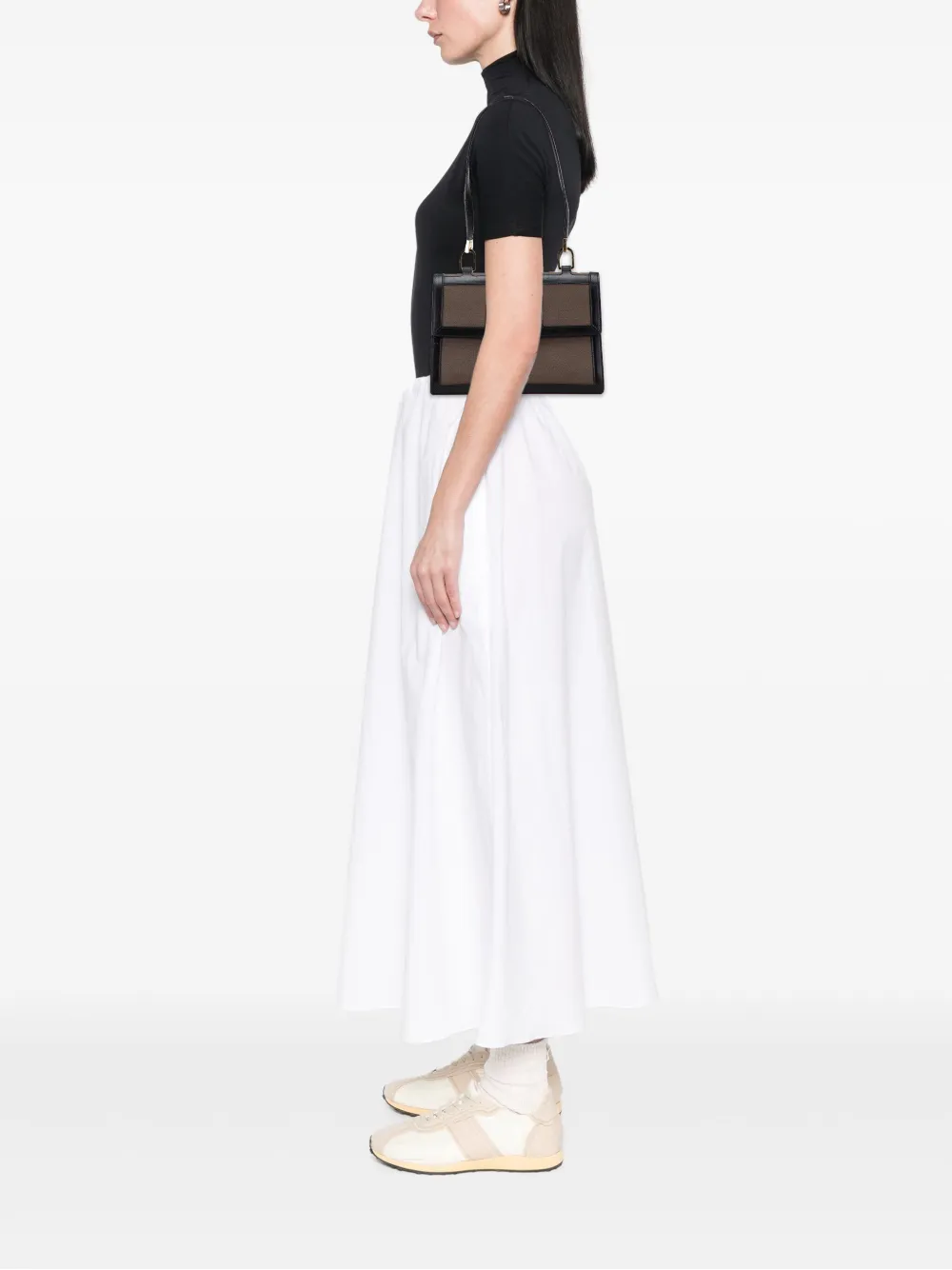 Gucci Pre-Owned 2000-2010 Canvas and Leather Square G Flap shoulder bag | Pre-Owned | Image 2