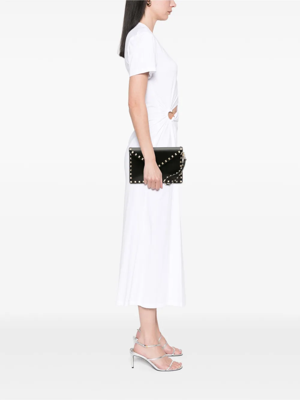 Valentino Garavani Pre-Owned 2000-2017 Calfskin Rockstud Envelope Flat Wristlet clutch bag | Pre-Owned | Image 2