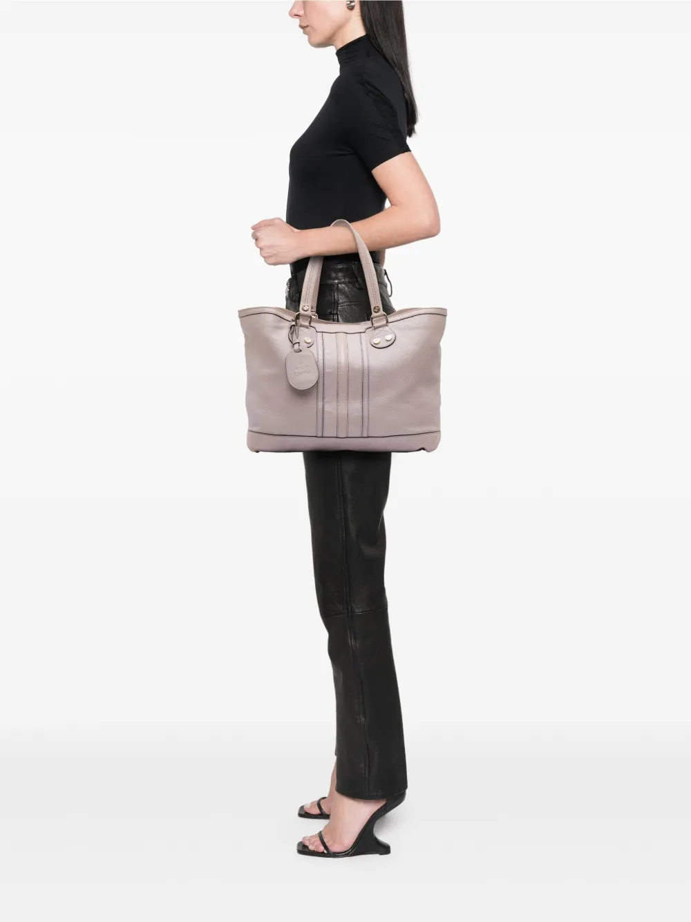 Pre-owned Gucci 2016-2025 Large Pebbled Calfskin Sunset Tote Bag In Purple